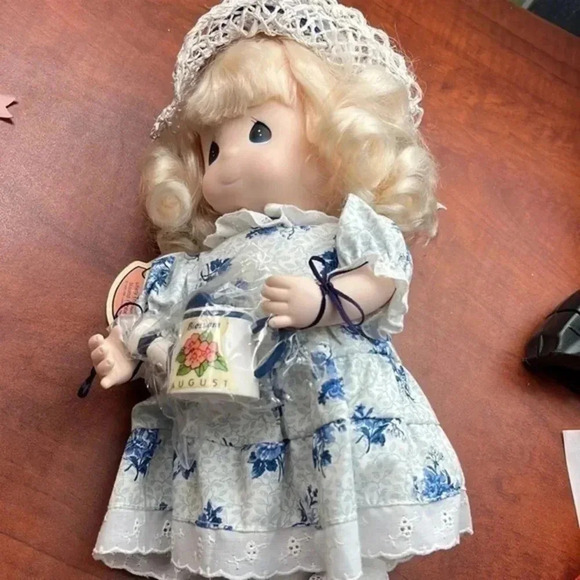 Precious moment baby doll - Picture 10 of 16
